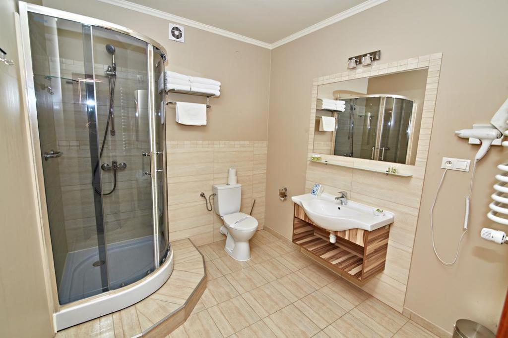 Hotel Soccer Sport Radomsko Ngoại thất bức ảnh