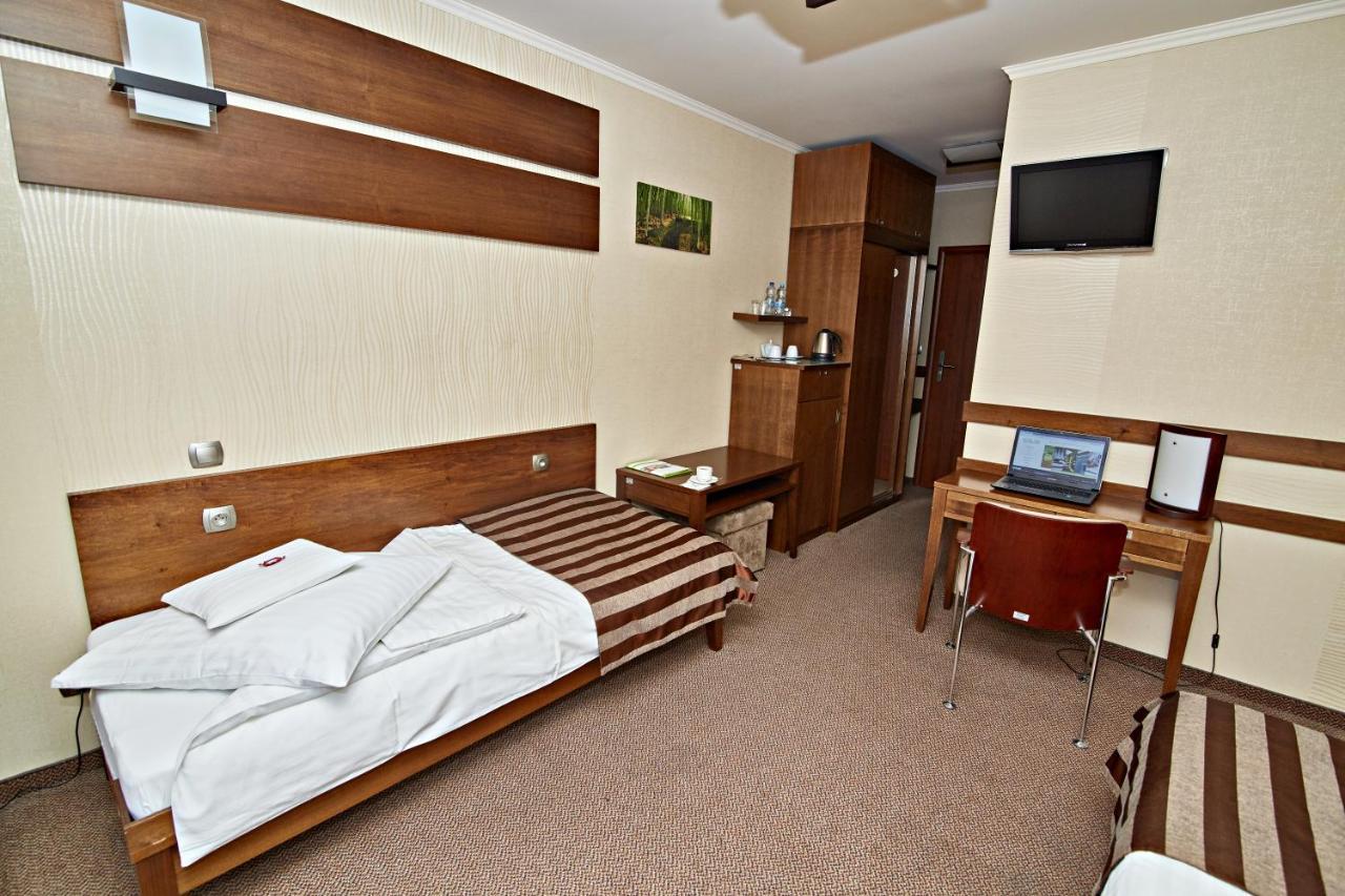 Hotel Soccer Sport Radomsko Ngoại thất bức ảnh