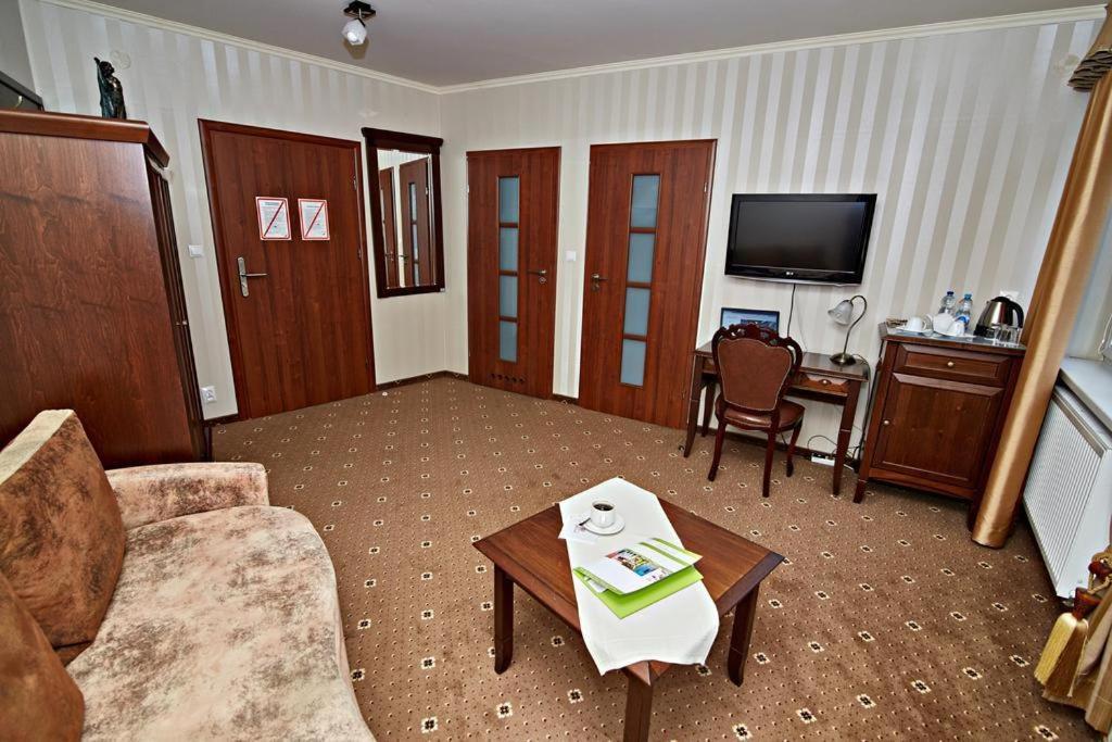 Hotel Soccer Sport Radomsko Ngoại thất bức ảnh